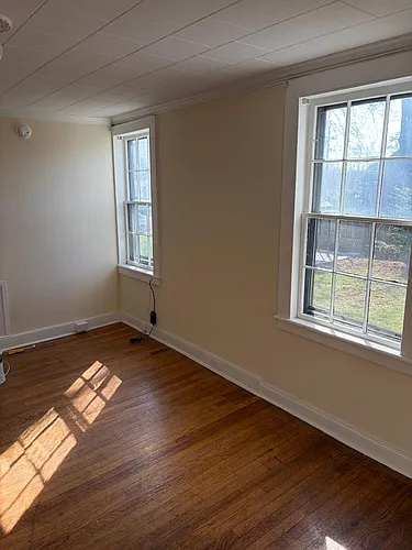 119 Williams St #Y Photo 1