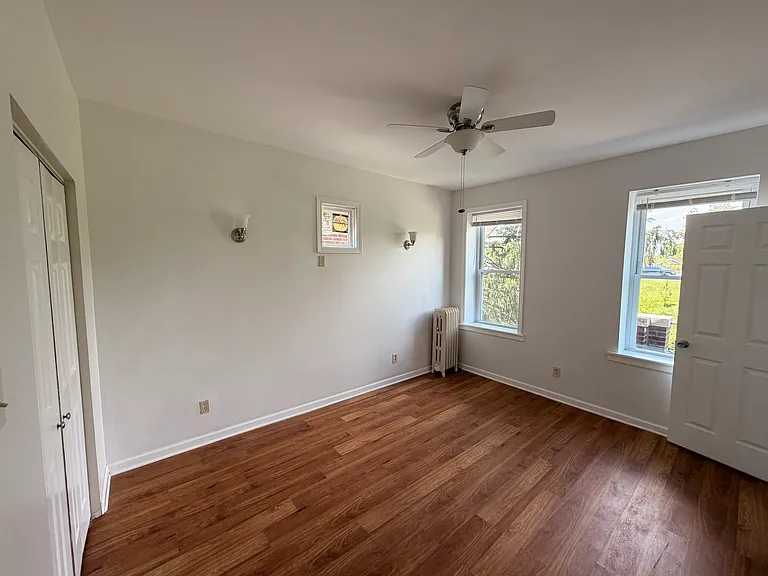 3850-3852 De Tonty St #3852A — Photo 11