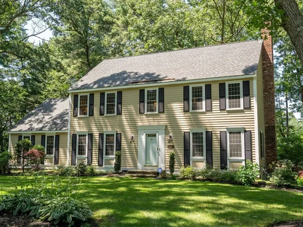 40 Shadow Oak Dr, Sudbury, MA 01776