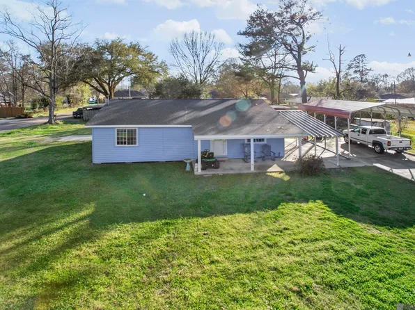 34478 Pinetree Dr, Denham Springs, LA 70706