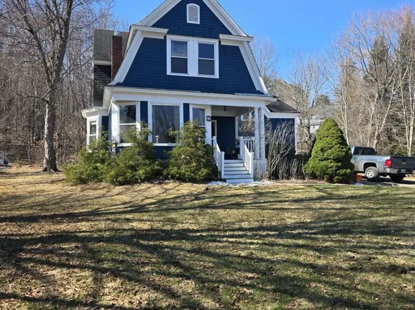 27 Turner Street, Buckfield, ME 04220