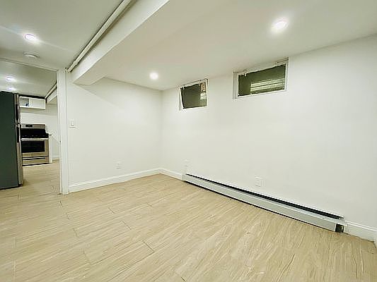 5th image of 1821 Trafalgar Pl #1M