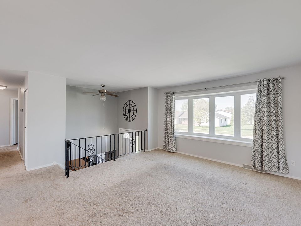 9713 Buchanan St, Crown Point, IN 46307 | Zillow