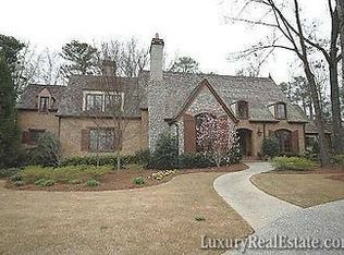 102 Kingston Minor NE, Atlanta, GA 30342