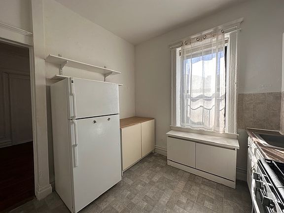 4th image of 87-32 123rd St #2B