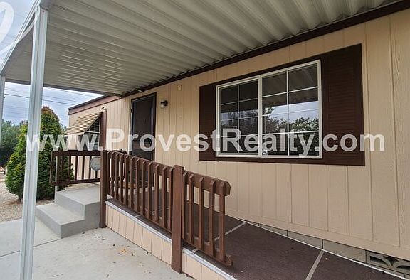 5th image of 19109 Danbury Ave