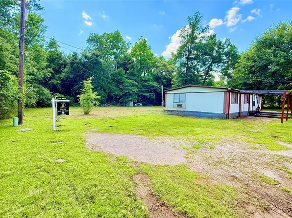 833 Beach Airport Rd, Conroe, TX 77301