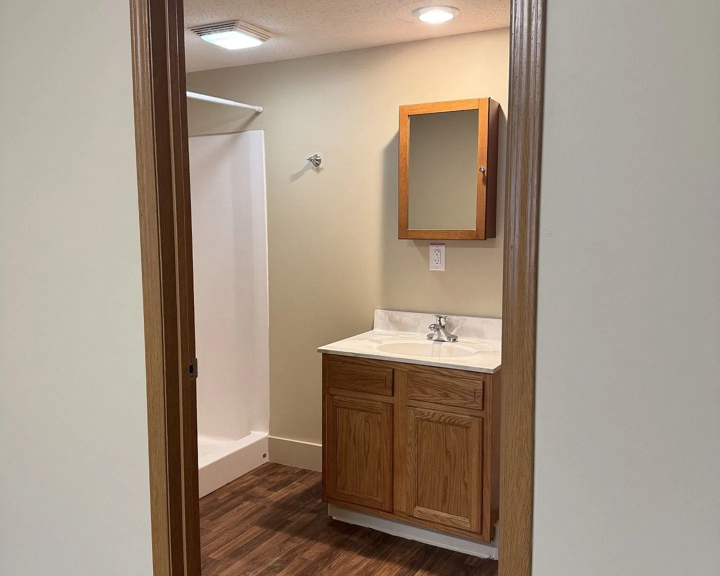 200 Morgan Oak St — Photo 2