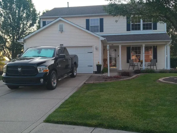 204 Waterview Dr, Mooresville, IN 46158