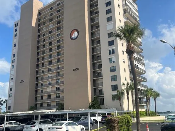 7300 Sun Island Dr S APT 702, South Pasadena, FL 33707