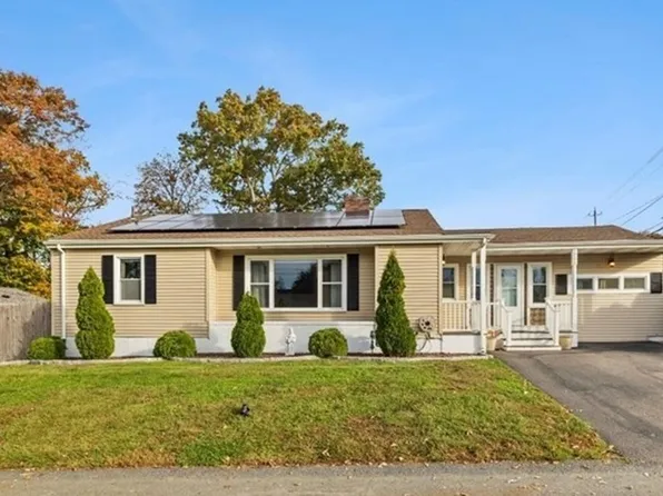 156 Archer St, Fall River, MA 02720