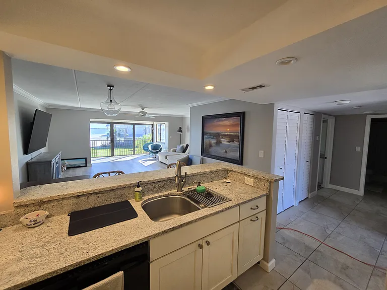 895 S Gulfview Blvd #202 — Photo 9