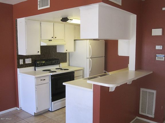 4th image of 5303 N 28TH Drive #C