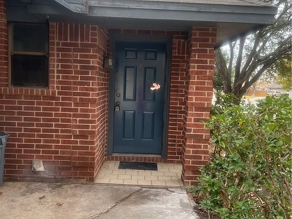 2nd image of 710 Briarbend Dr