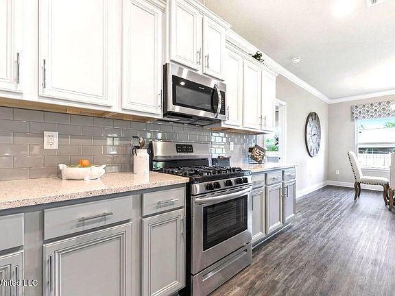 5th image of 8012 Crawford Dr