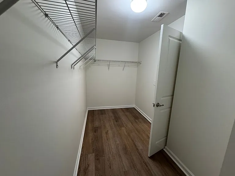 219 Luna Trl — Photo 32