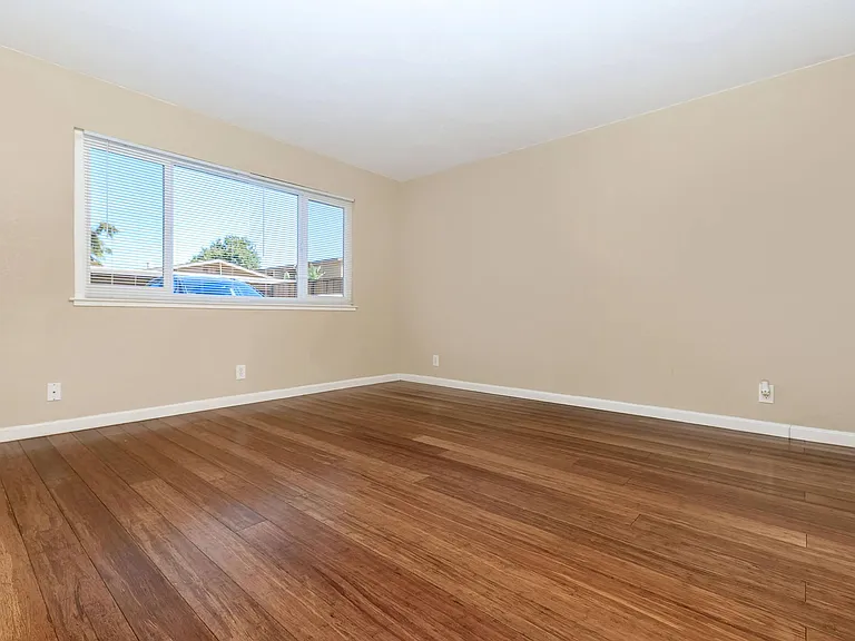 4401 Central Ave — Photo 68