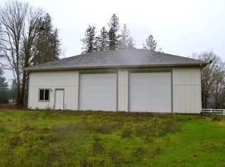 239 Hacienda Way, Grants Pass, OR 97526