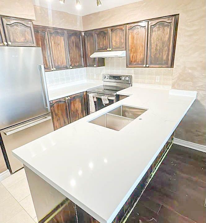 1st image of 23 Hollywood Ave #3507