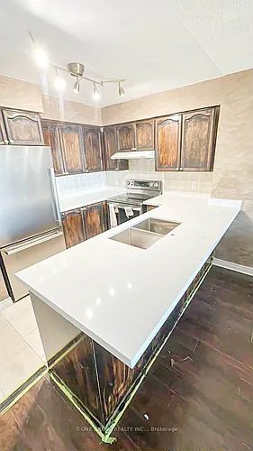 23 Hollywood Ave Photo 1
