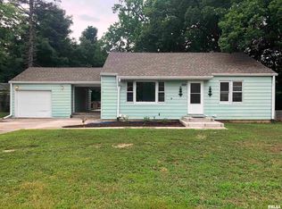 100 Glenview Ave, East Peoria, IL 61611