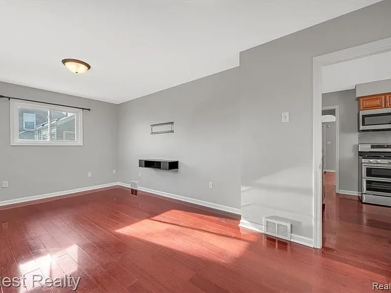 3846 Prairie Ave — Photo 15
