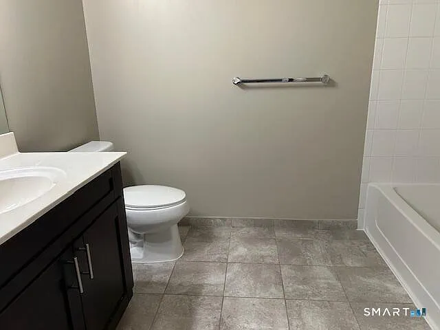 120A Towne St #216 — Photo 15