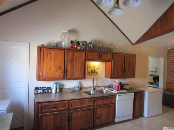 988 Gummow Dr, Fallon, NV 89406