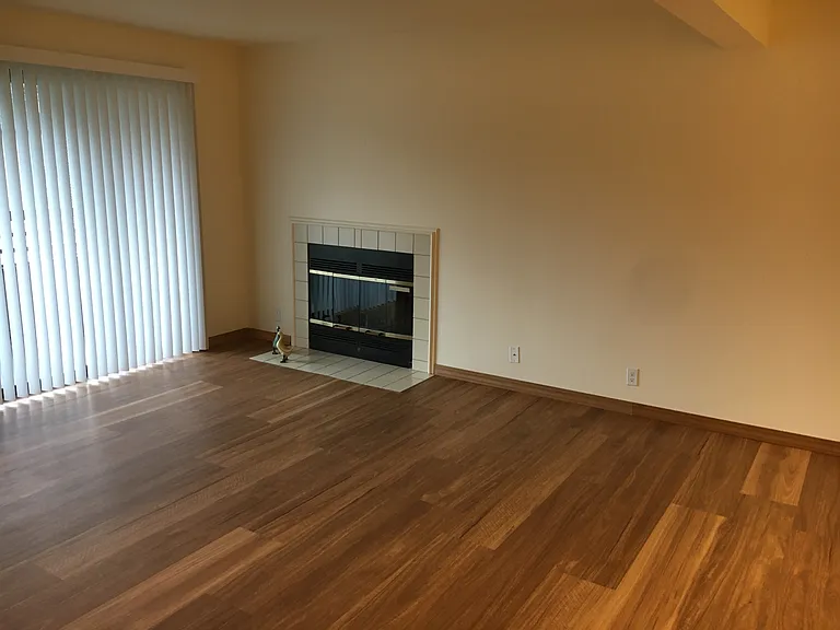 Meridian Place — Photo 25