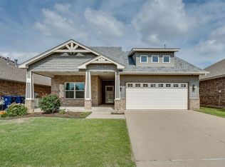 9204 Arman Dr, Yukon, OK 73099