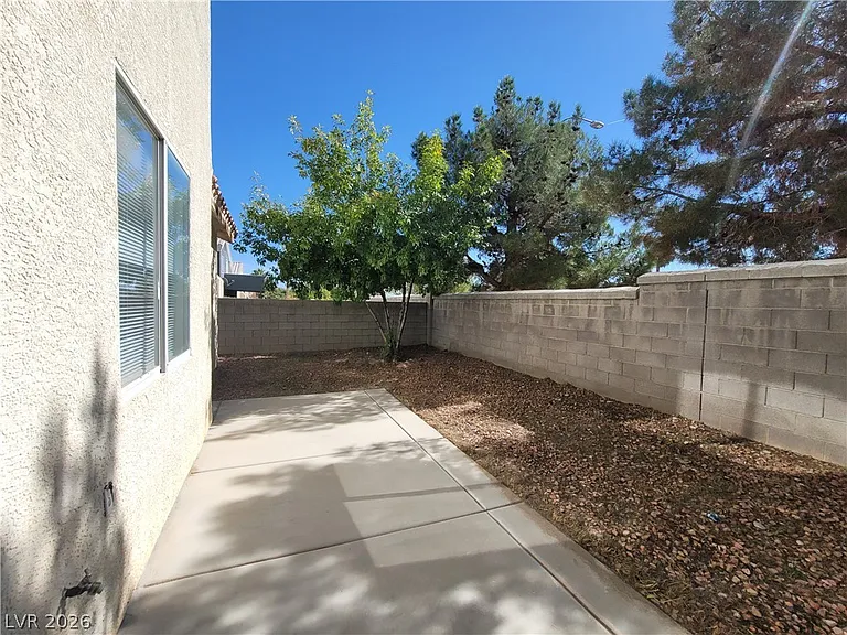 7817 Falconwing Ave — Photo 9