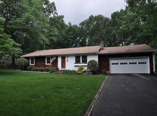 7 Skyline Dr, Montville, NJ 07045