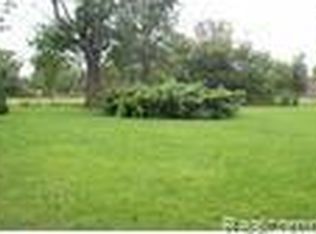 2777 Vermont St, Detroit, MI 48216