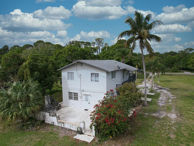 4916 Silver Oak Dr — Photo 34