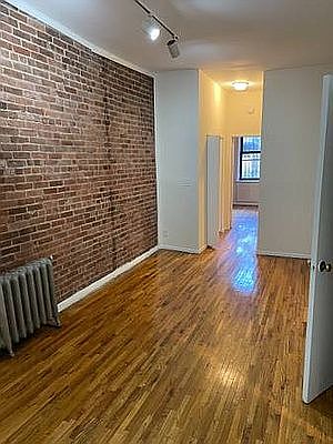 3rd image of 329 E 92nd St APT 3C