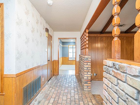 5th image of 202 Private Road 3722