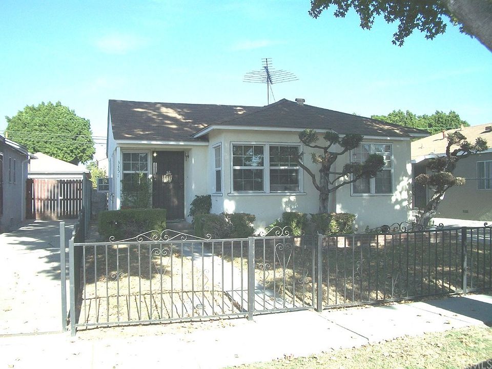 2nd image of 3351 Tenaya Ave
