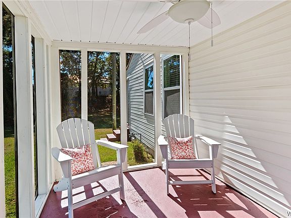 4th image of 14 Oakhill Ct