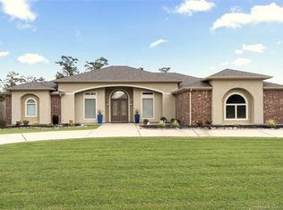 2640 Bay Forest Dr, Westlake, LA 70669