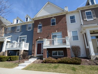 1158 Orangery Ct, Carol Stream, IL, 60188