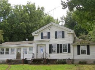 1784 Whiting Rd, Memphis, NY 13112