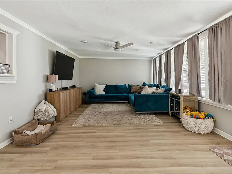 2302 S Arrawana Ave — Photo 33
