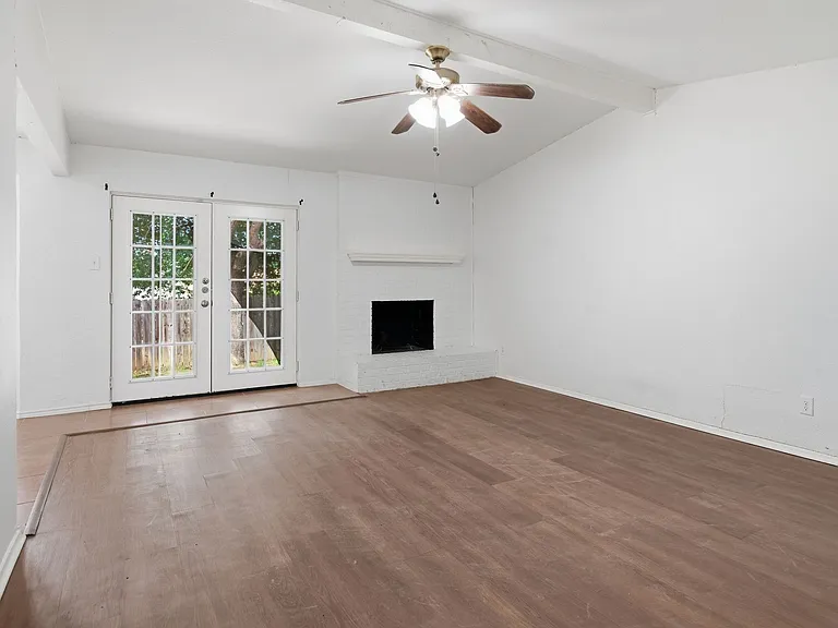 6413 Melinda Ct — Photo 6