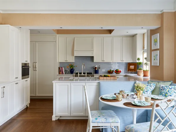 130 East 75th Street image 14 of 18