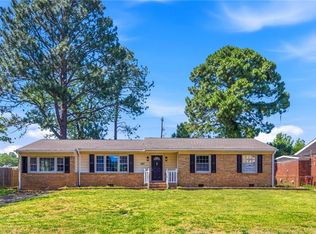 357 Dexter St E, Chesapeake, VA 23324