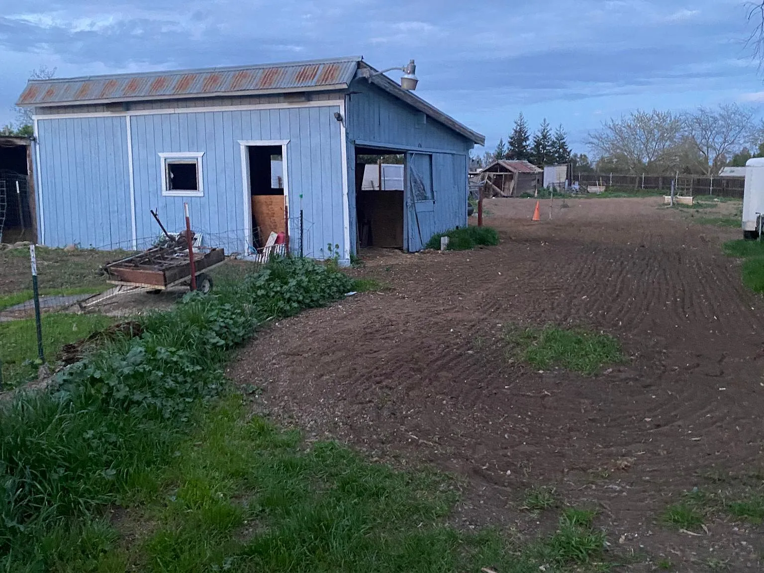 3 bed, 950 sqft, $2,900 — Photo 3