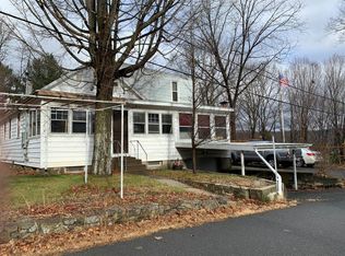 36 Whitney Dr, Averill Park, NY 12018