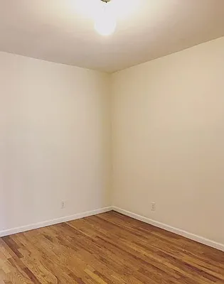 Rented by Nooklyn NYC LLC | media 7