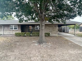 8204B Hetrick St, Del Rio, TX 78840