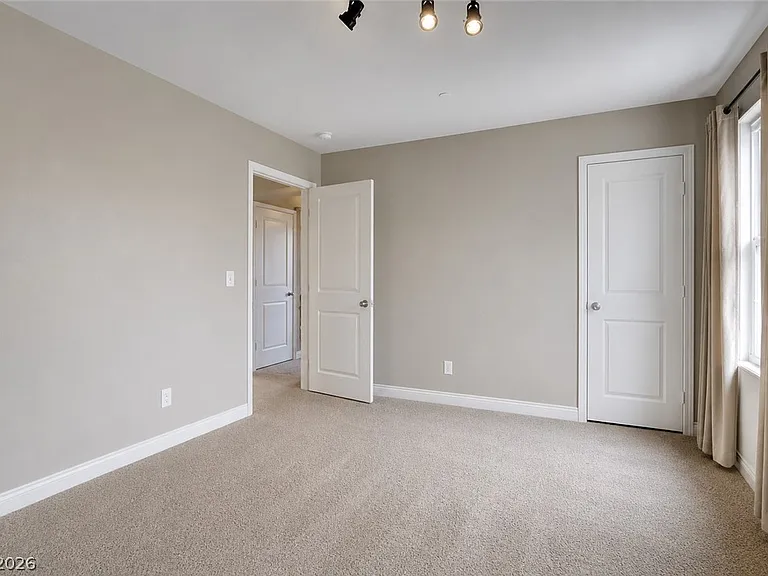 3191 Sisley Garden Ave — Photo 12